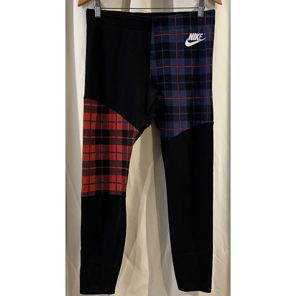 Nike Sportswear Plaid Leggings In Black w/Red & Blue Plaid‎ Women's Size Large